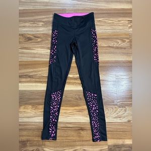 Live Love Dream Leggings/Yoga Pants Color Black & Pink        Size S/P